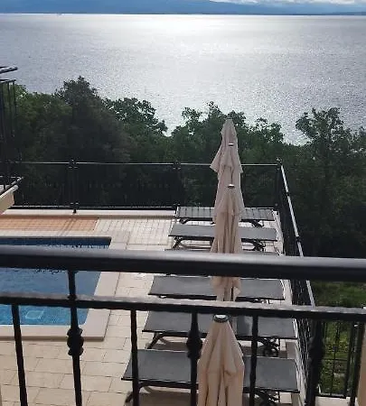 Apartments Villa Elma Moscenicka Draga Exterior photo